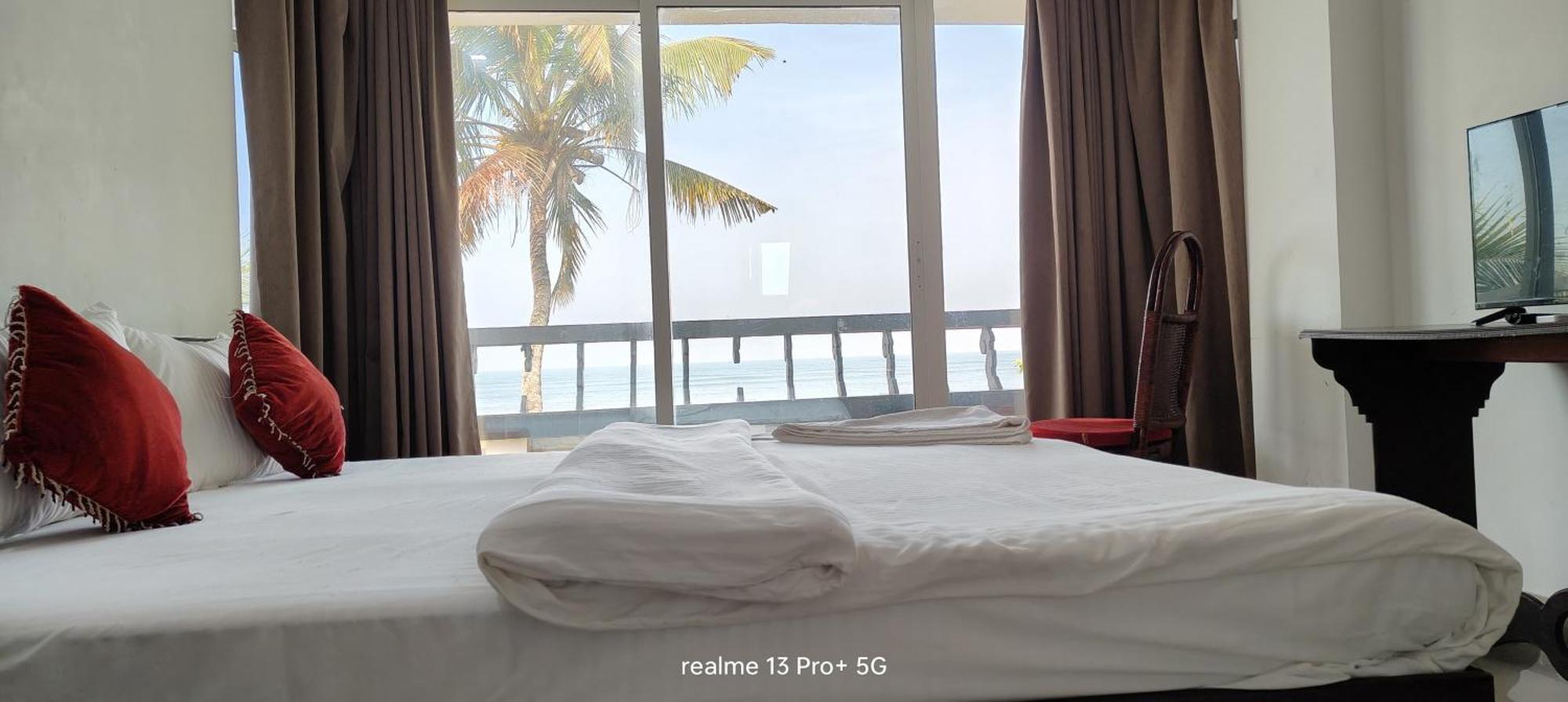 Palm Beach Resort, Alleppey アーラップーザ県 エクステリア 写真