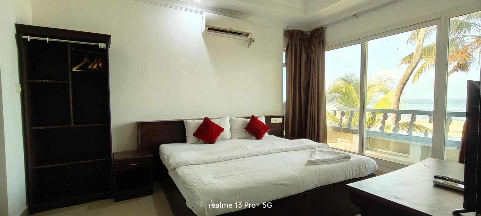 Palm Beach Resort, Alleppey アーラップーザ県 エクステリア 写真