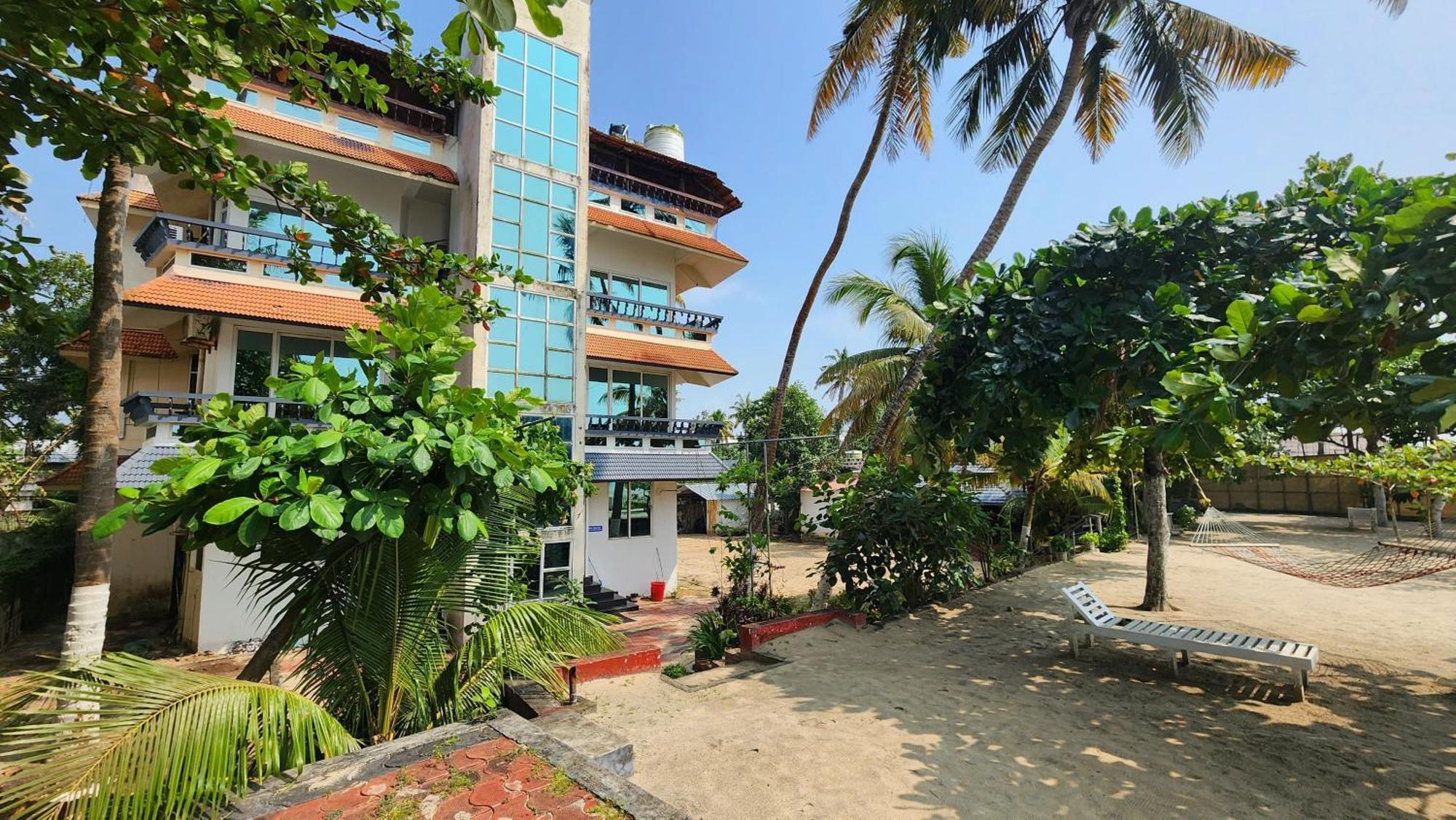 Palm Beach Resort, Alleppey アーラップーザ県 エクステリア 写真